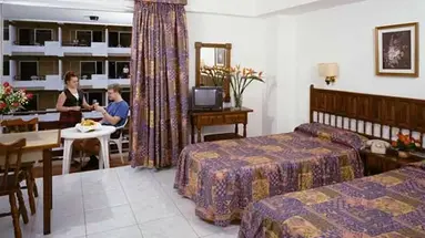 Park Plaza Apartamentos