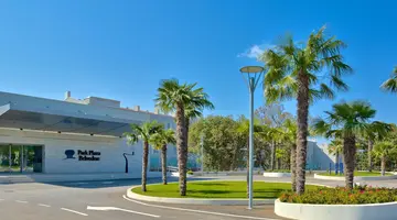 Park Plaza Belvedere