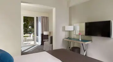 Park Plaza Belvedere