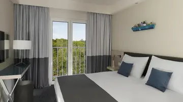 Park Plaza Belvedere