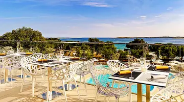 Park Plaza Belvedere