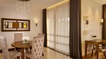 Parklane a Luxury Collection Resort & Spa
