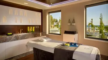 Parklane a Luxury Collection Resort & Spa