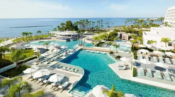 Parklane Resort & Spa