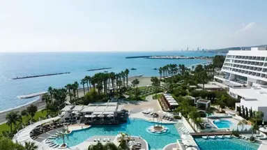 Parklane Resort & Spa