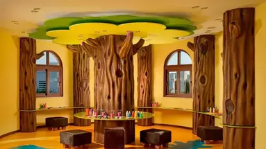 Parklane Resort & Spa