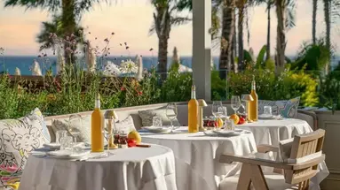 Parklane Resort & Spa