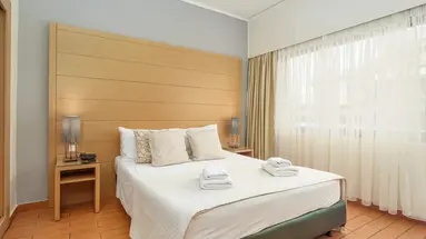 Parnon Hotel