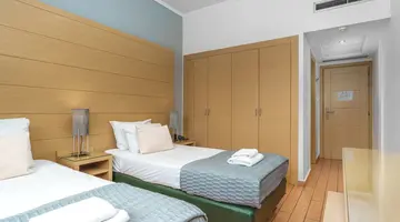 Parnon Hotel