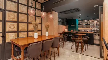 Parnon Hotel