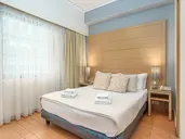 Parnon Hotel
