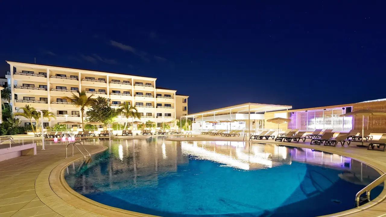 PARQUE LA PAZ HOTEL