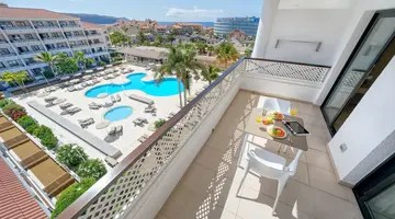 PARQUE LA PAZ HOTEL