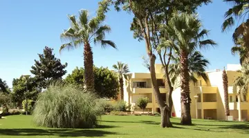 Parque Mourabel - Oasis Village - Pe do Lago