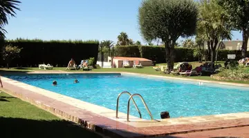 Parque Mourabel - Oasis Village - Pe do Lago