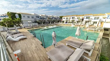 PARQUE NEREIDA SUITES HOTEL (ADULTS ONLY 18+)