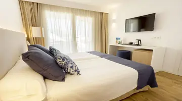 PARQUE NEREIDA SUITES HOTEL (ADULTS ONLY 18+)