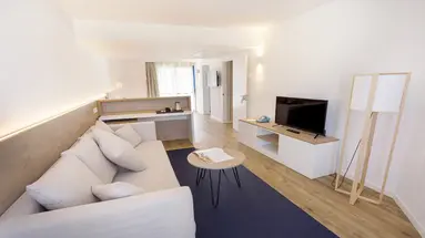 PARQUE NEREIDA SUITES HOTEL (ADULTS ONLY 18+)