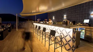 Parque Nereida Suites Hotel