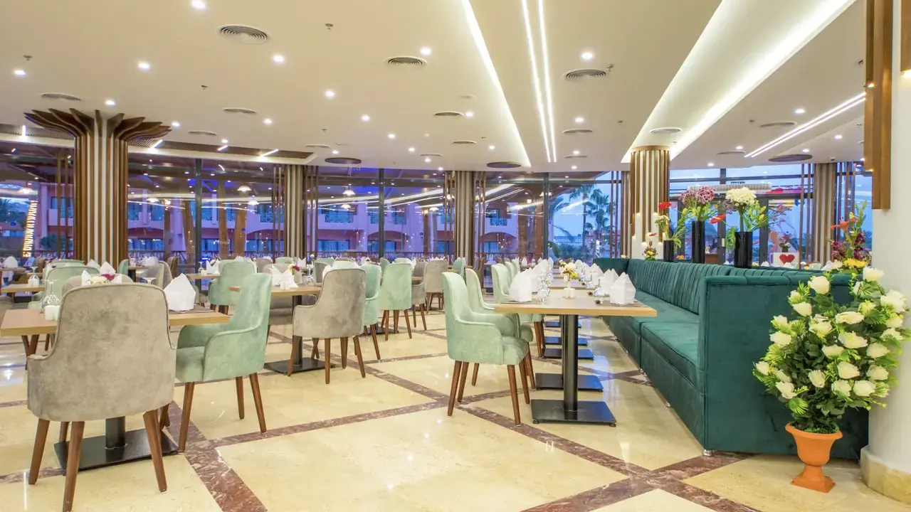 Parrotel Aqua Park Resort (ex. Park Inn)
