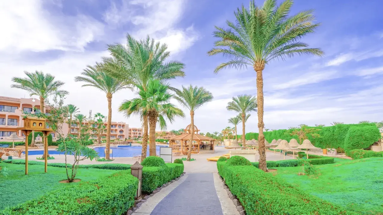 Parrotel Aqua Park Resort (ex. Park Inn)