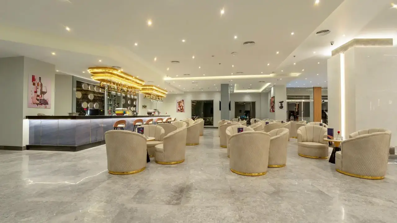 Parrotel Beach Resort (ex. Radisson Blu