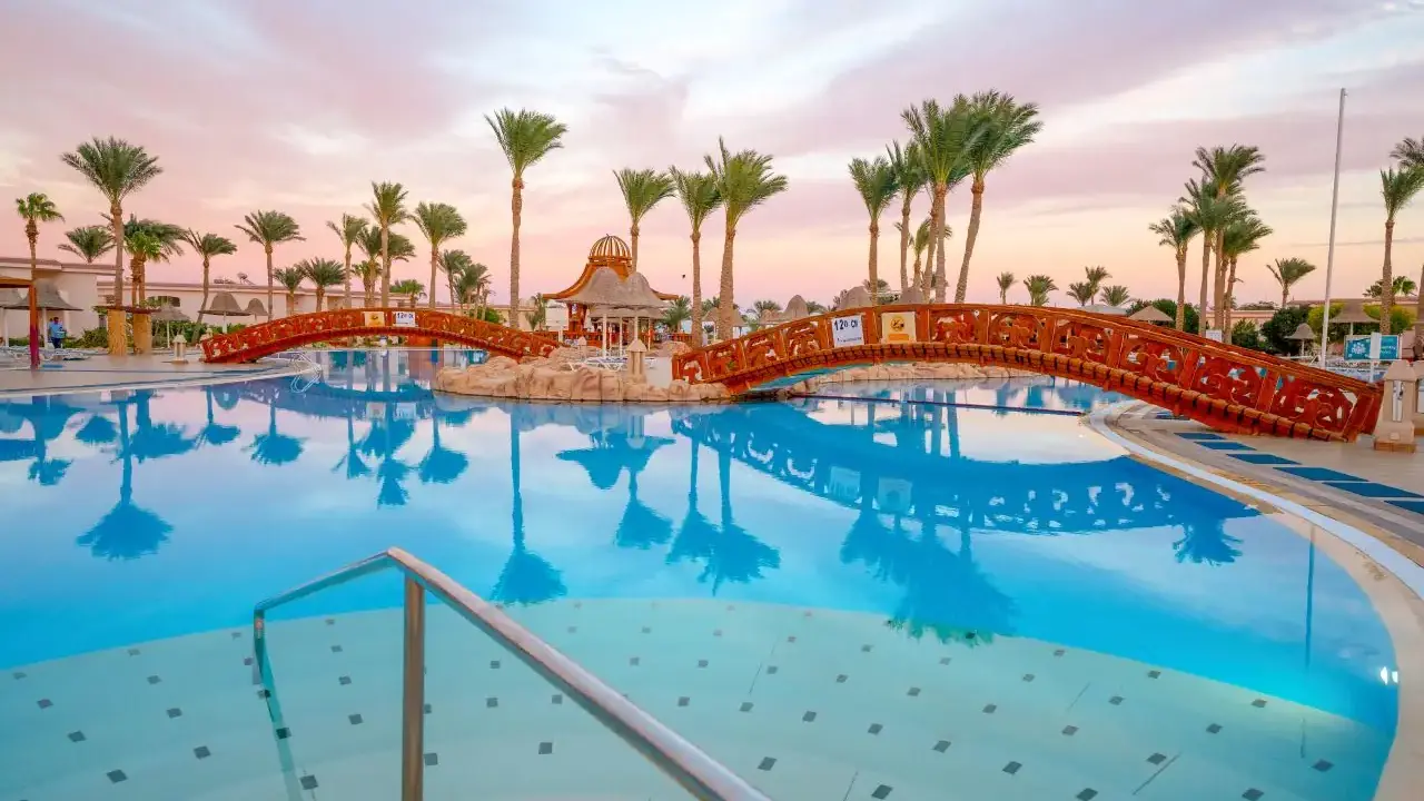 Parrotel Beach Resort (ex. Radisson Blu
