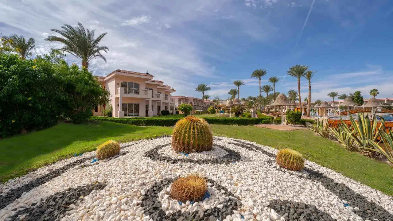 Parrotel Beach Resort (ex. Radisson Blu
