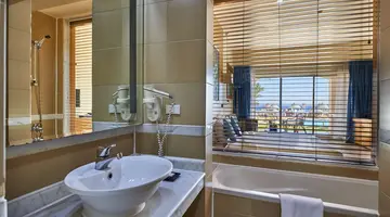 PARROTEL BEACH RESORT SSH