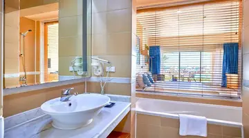 PARROTEL BEACH RESORT SSH