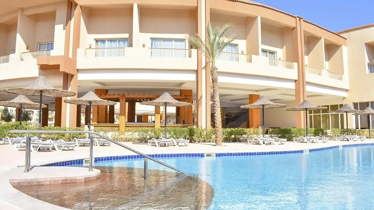 Parrotel Lagoon Resort