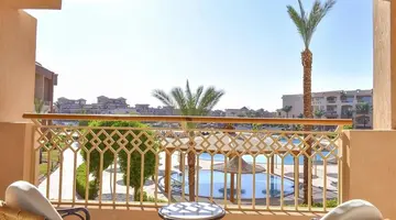 Parrotel Lagoon Resort
