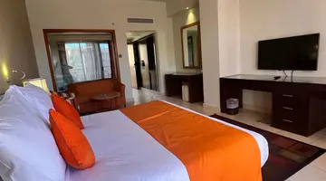 PARROTEL LAGOON RESORT