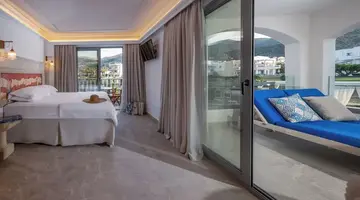 Parthenis Beach Suites by the Sea