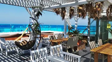 Parthenon Hotel 24