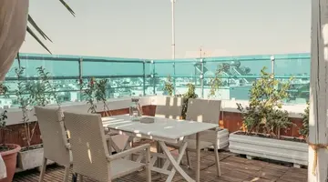 Parthenon Hotel 24