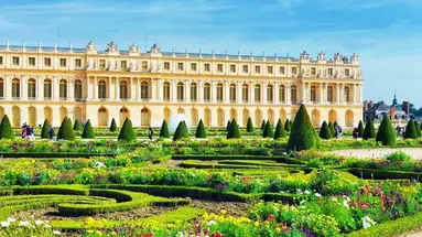 PARYŻ I KRÓLEWSKI PRZEPYCH WERSALU