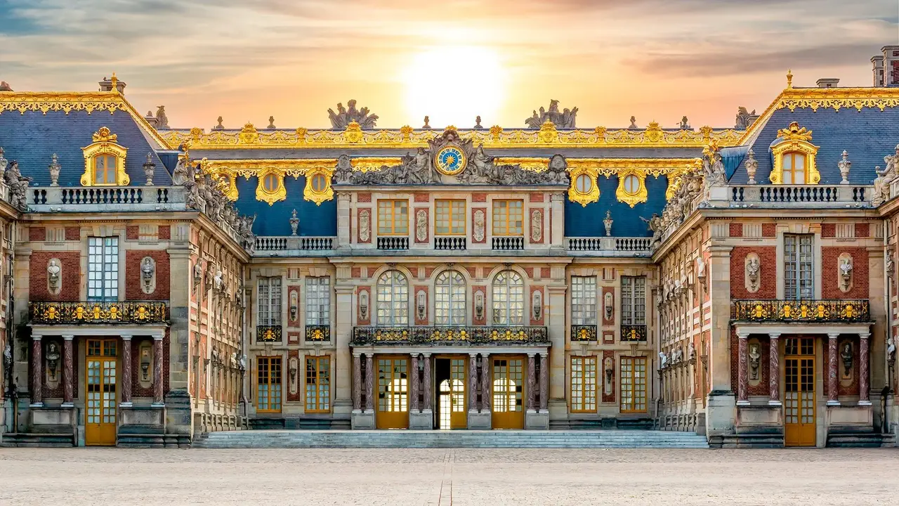 Paryż Nad Sekwaną, Zamki Nad Loarą