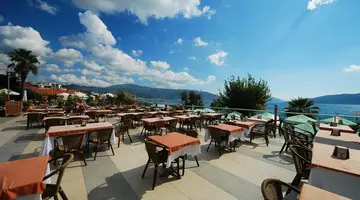 Pasa Beach Hotel
