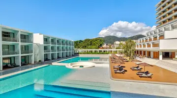 Patong Beach Hotel by See2Sea