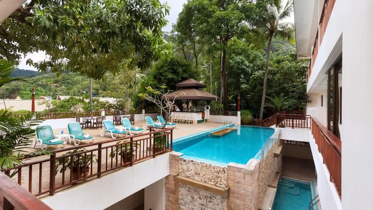 Patong Lodge Hotel