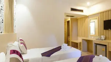 Patong Lodge Hotel