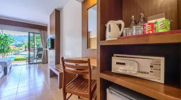 Patong Lodge Hotel