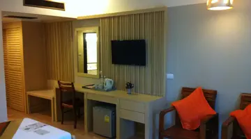 Patong Lodge Hotel