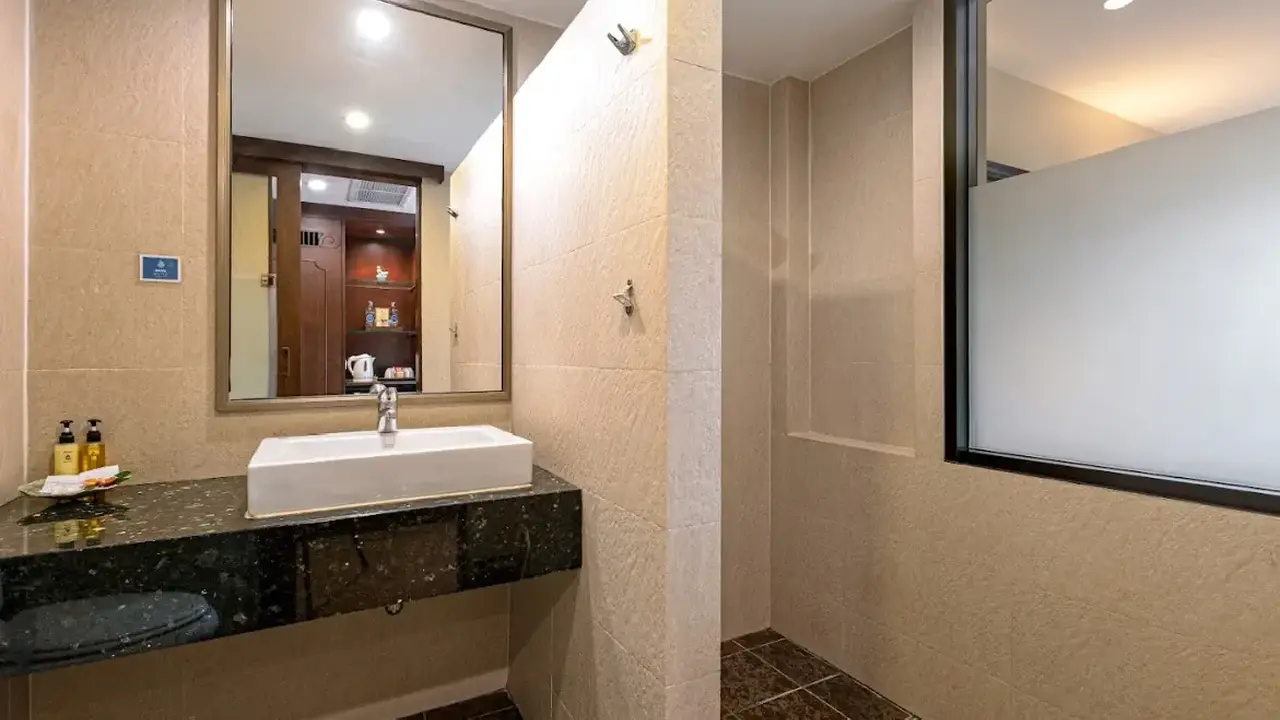 PATONG LODGE HOTEL