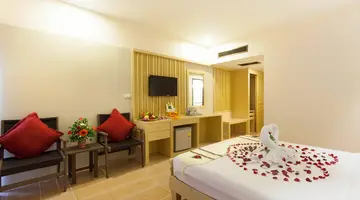 Patong Lodge Hotel