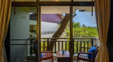 Patong Lodge Hotel