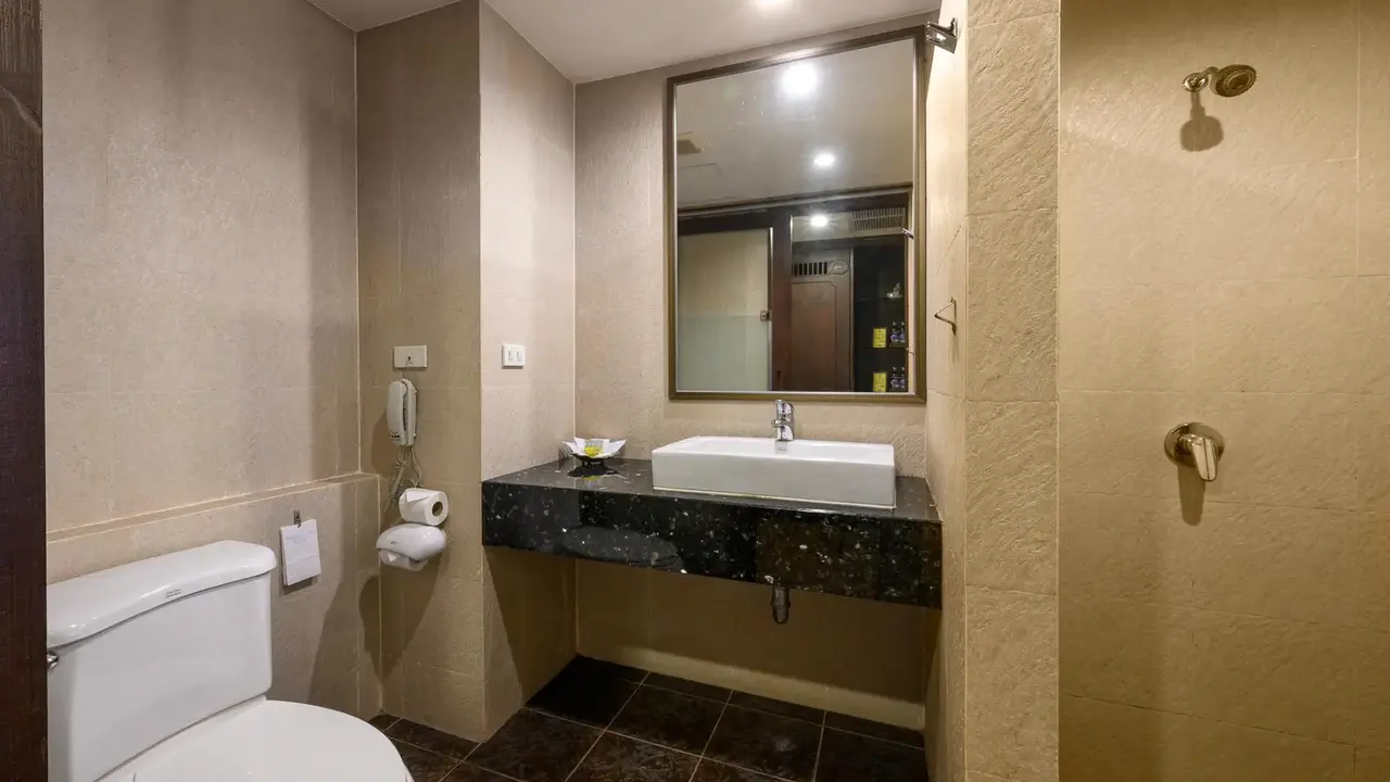 Patong Lodge Hotel