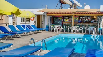Paul Marie Hotel Apartments