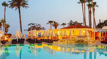 PAVLO NAPA BEACH HOTEL